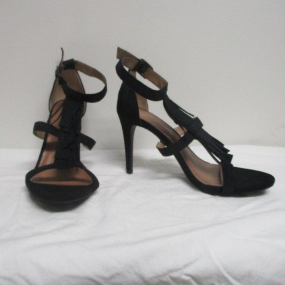 Christian Siriano Fringed Ankle Strap Statement Heels sz 8 Black Peep-Toe - Picture 3 of 9